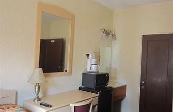 Traveler'S Hotel Salinas Bagian luar foto